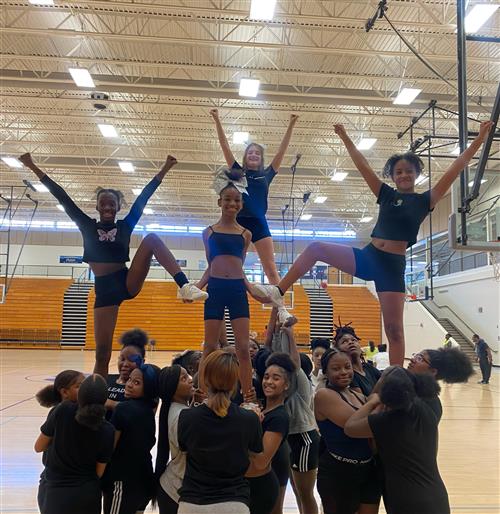 2022 2023 Cheerleaders